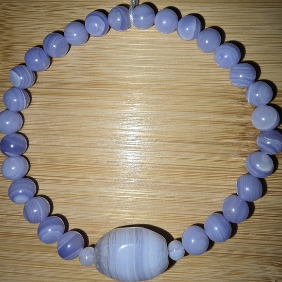 Blue Lace Agate Stone And 6mm Blue Lace Agate Beaded Bracelet - Picture 1 of 9